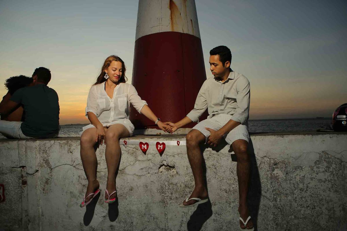 ensaio fotografico pré-casamento, noivos, noiva, noivo, praia da boa viagem, forte humaitá, fotografia de noivos, pré-wedding