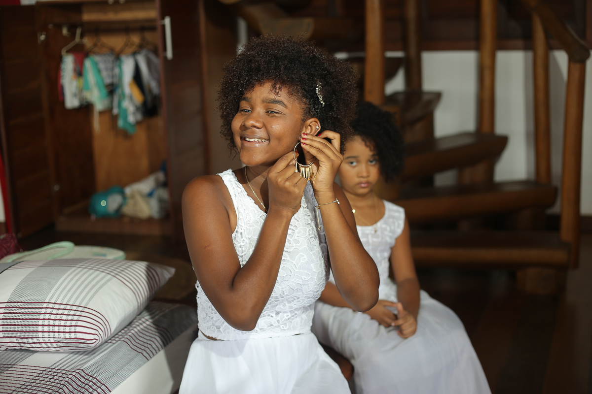 Fotografia de casamento, noivos, noiva, noivo, fotografia de noivos, sapato, perfume, cabelo,  fotografia de casal, ensaio de casal, meninas