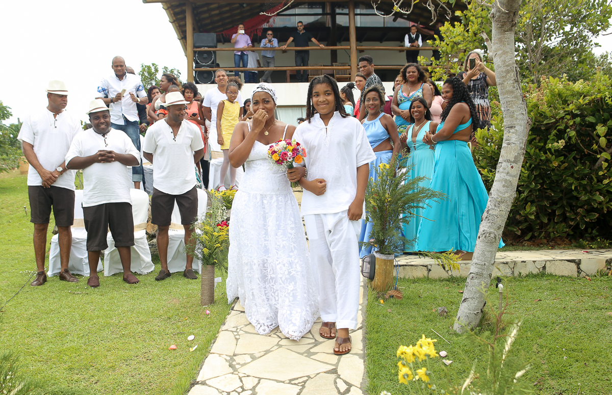 Fotografia de casamento, noivos, noiva, noivo, fotografia de noivos, sapato, perfume, cabelo,  fotografia de casal, ensaio de casal, entrada da noiva