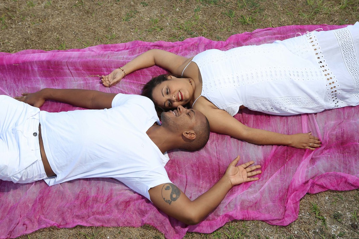 ensaio fotográfico pré-casamento, noivos, noiva, noivo, fotografia de noivos, fotografia pré-wedding, pré wedding, ensaio fotografico na Ponta do Humaitá em Salvador Bahia, Forte , Igreja nossa Senhora  do Mont Serrat, P