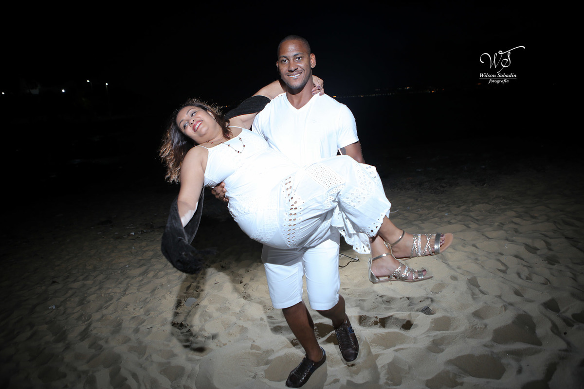 ensaio fotográfico pré-casamento, noivos, noiva, noivo, fotografia de noivos, fotografia pré-wedding, pré wedding, ensaio fotografico na Ponta do Humaitá em Salvador Bahia, Forte , Igreja nossa Senhora  do Mont Serrat, P