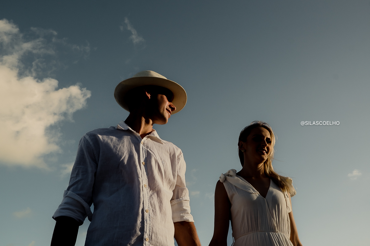 sessão de pre casamento na praia