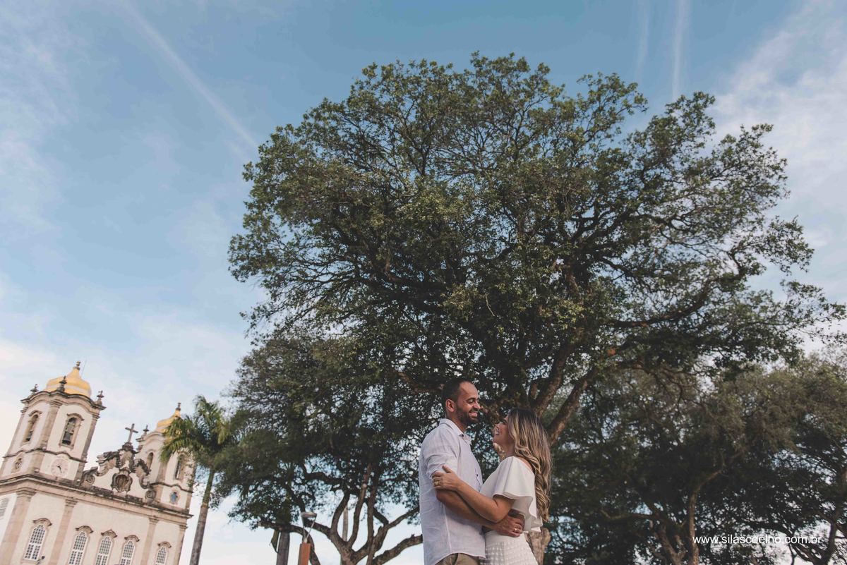 fotos em frente igreja do Senhor do Bonfim em salvador 