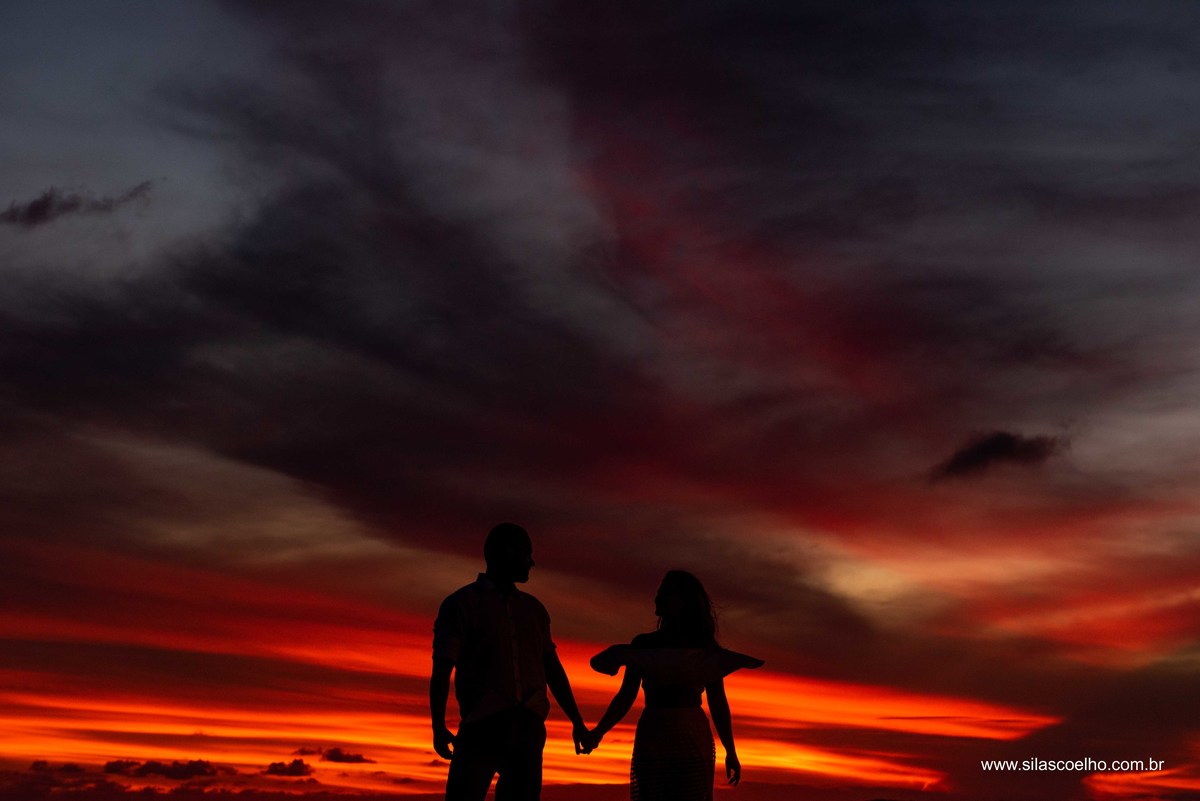 fotos no por do sol na ponta do humaitá em salvador bahia