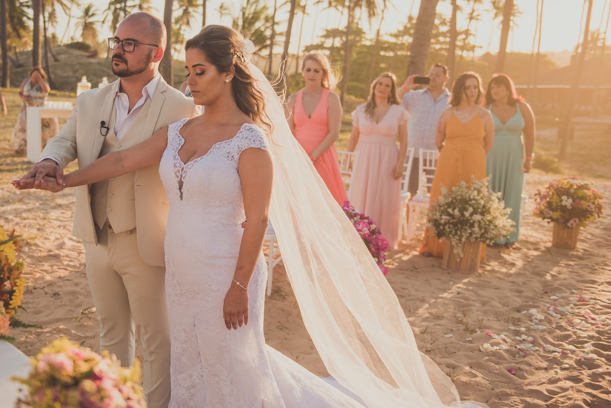 cerimônia de casamento na praia, pé na areia