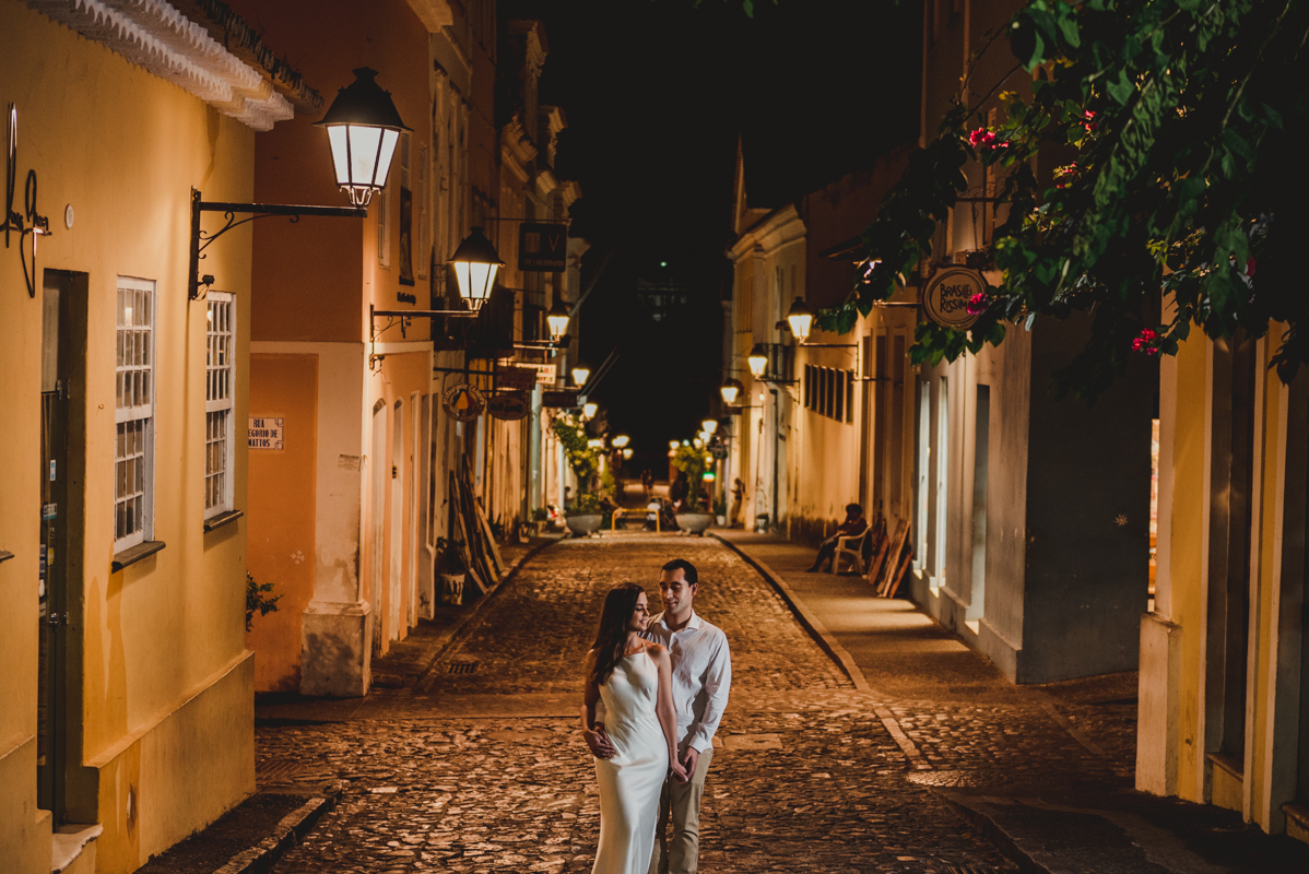 Ensaio do ensaio de pre casamento no Pelourinho em Salvador na Bahia