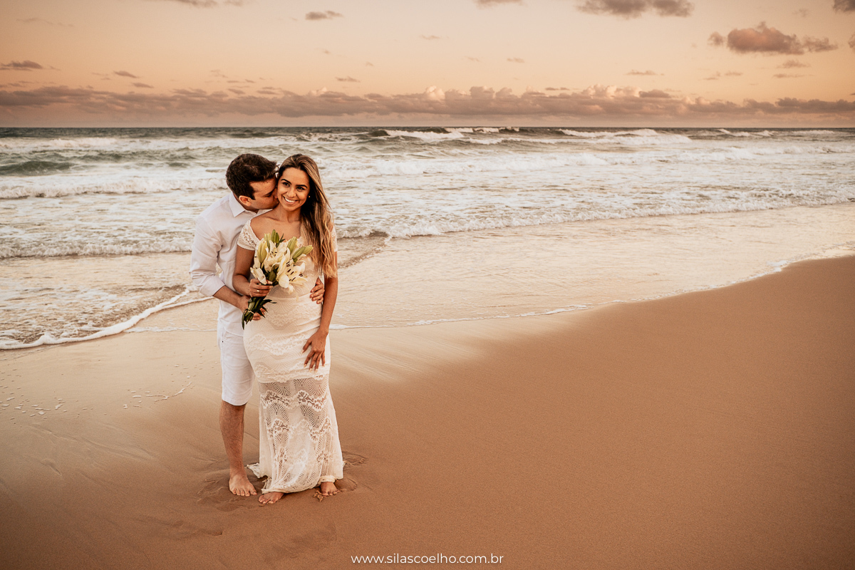 Ensaio de pre wedding na praia no Grand Palladium Imbassaí Resort & SPA