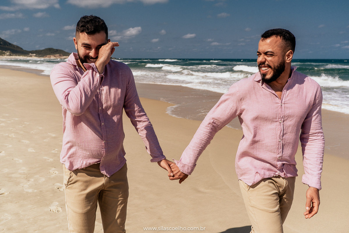 ensaio de pre casamento na praia em florianopolis