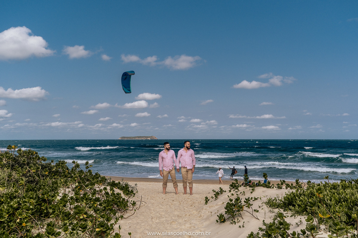 ensaio de pre casamento na praia em florianopolis