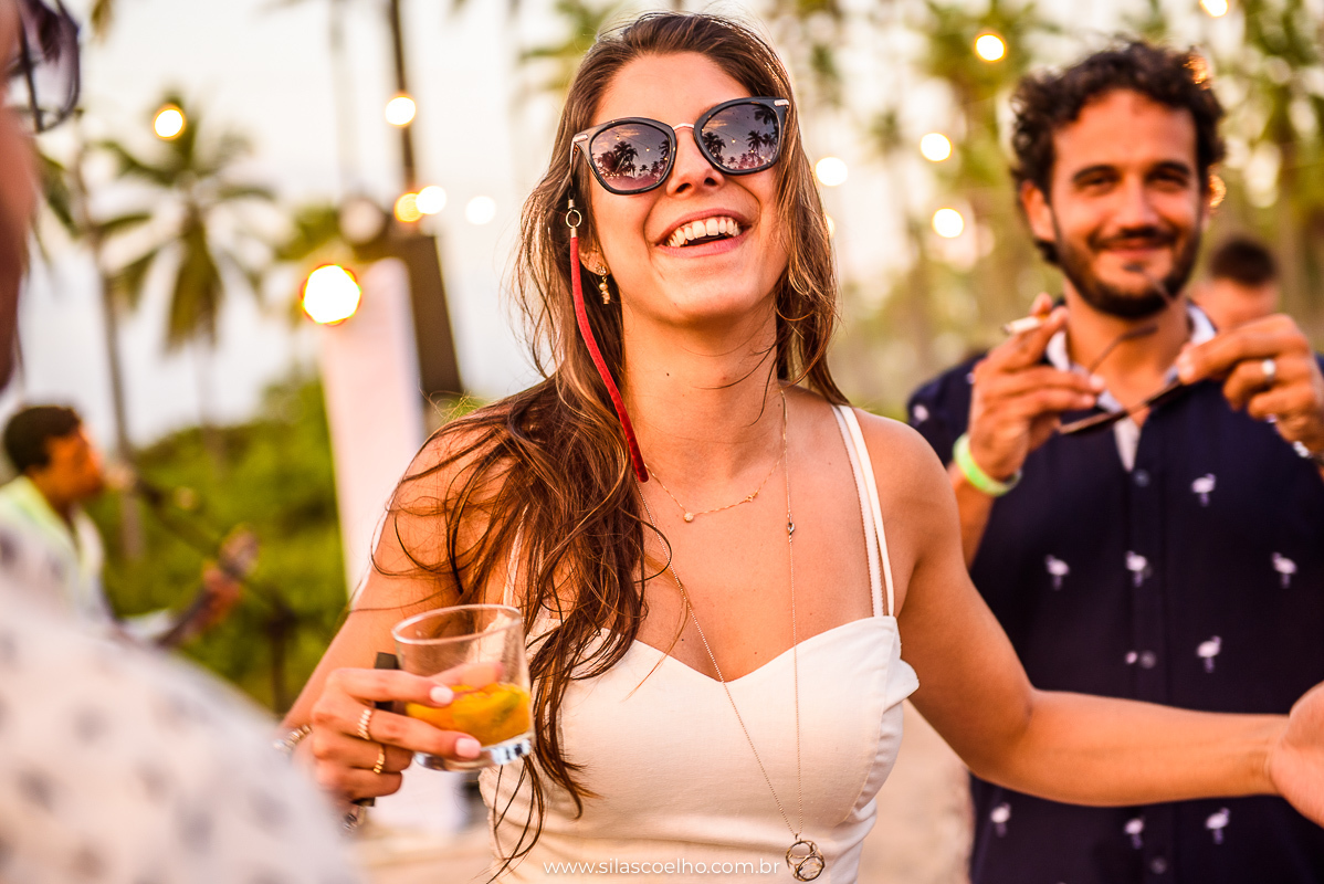 Despedida de solteiro na praia, com pé na areia, no grand palladium imbassaí resort & SPA