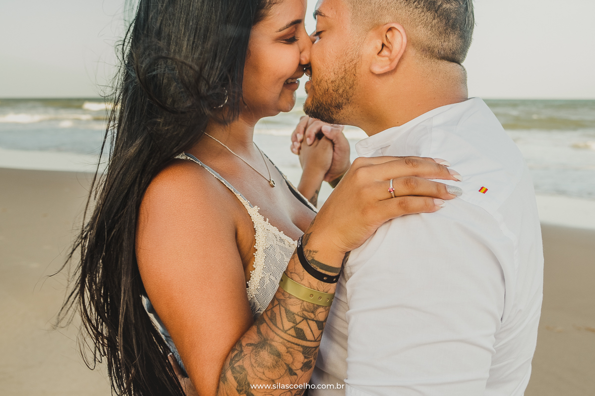 ensaio de pre casamento na praia no grand palladium imbassaí na bahia