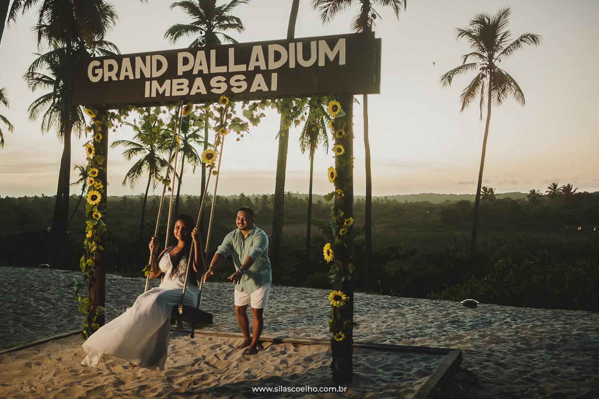 pre wedding na praia no grand palladium imbassaí na bahia