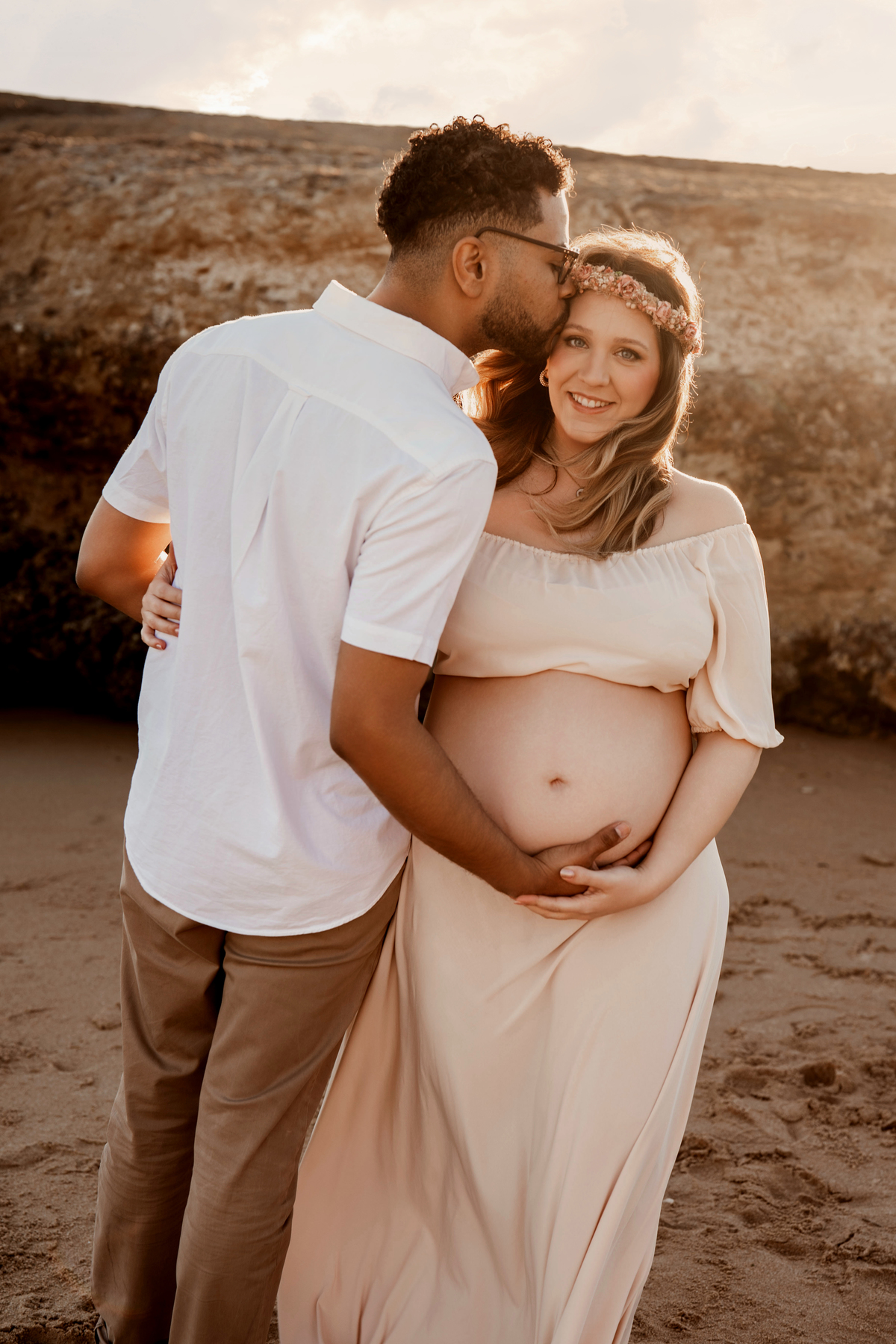 maternity photography Lisbon couple expecting baby