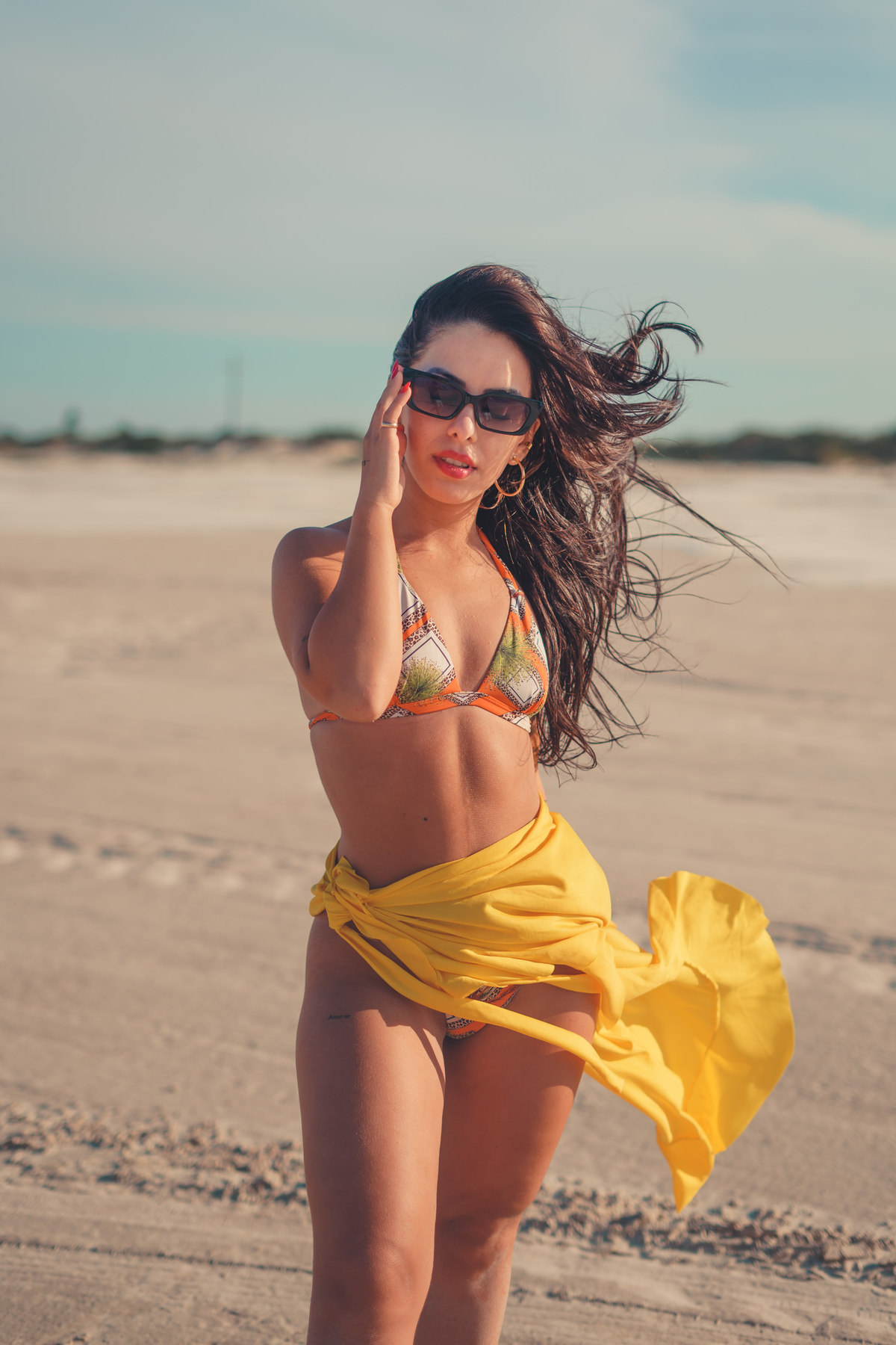 fotógrafo-em-osório-felipe-lopes-fotografia-ensaio-feminino-na-lagoa-de-biquini