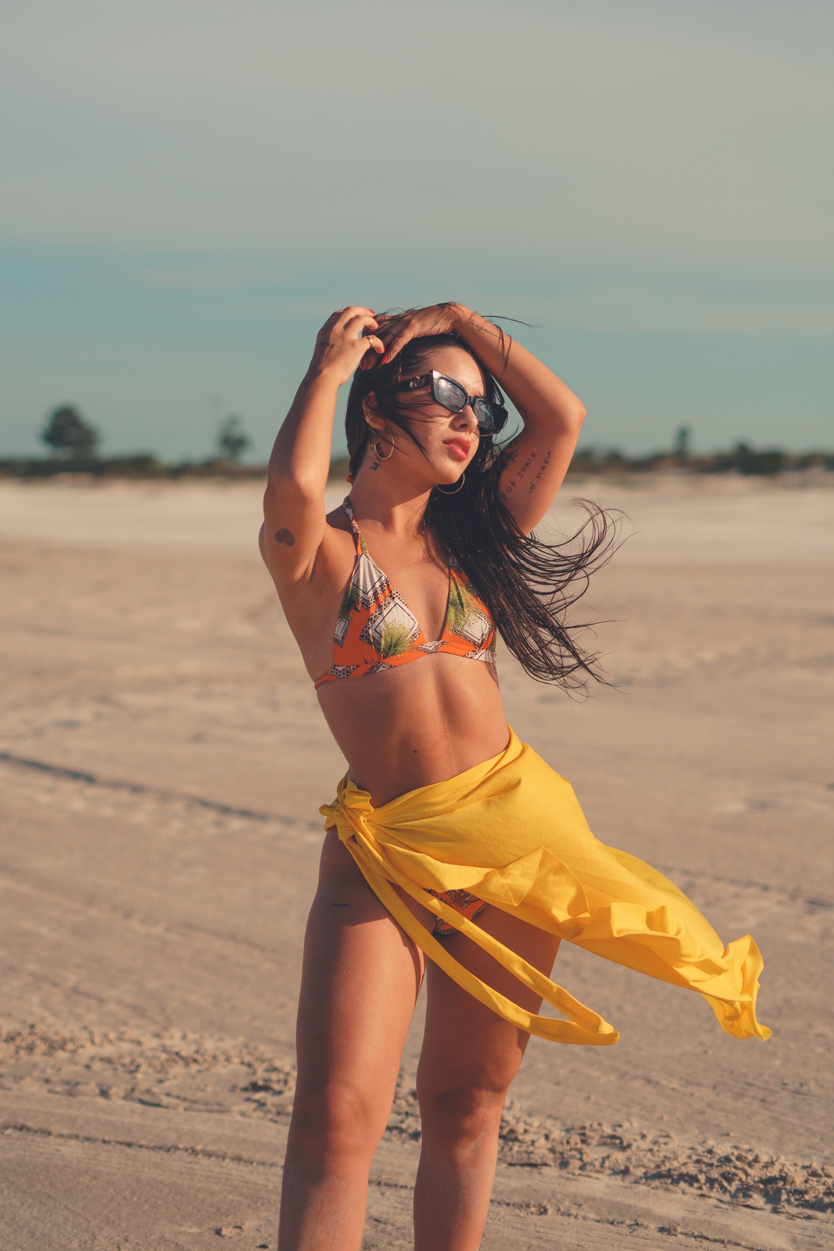 fotógrafo-em-osório-felipe-lopes-fotografia-ensaio-feminino-na-lagoa-de-biquini