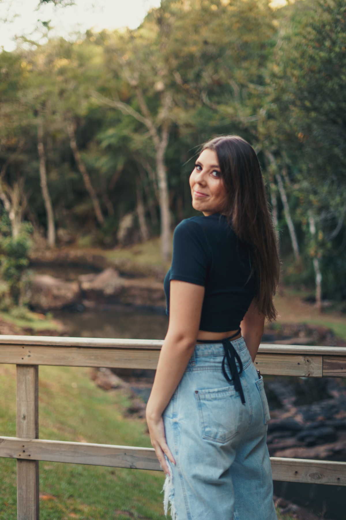 fotógrafo-em-osório-felipe-lopes-fotografia-ensaio-de-15-anos-feminino-na-natureza-