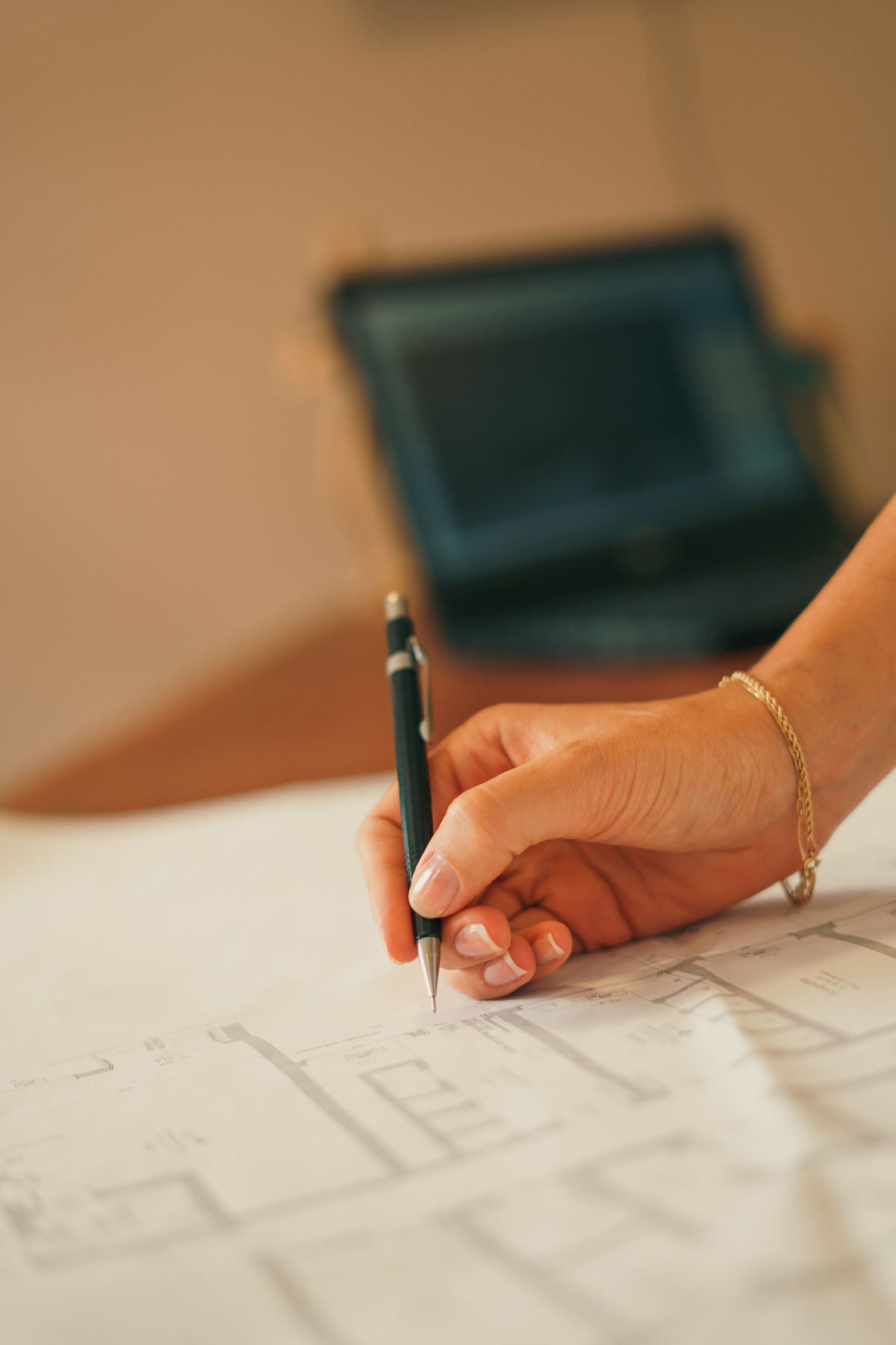 fotografo-de-osorio-no-rio-grande-do-sul-ensaio-empresarial-de-arquiteta-em-santo-antonio-da-patrulha