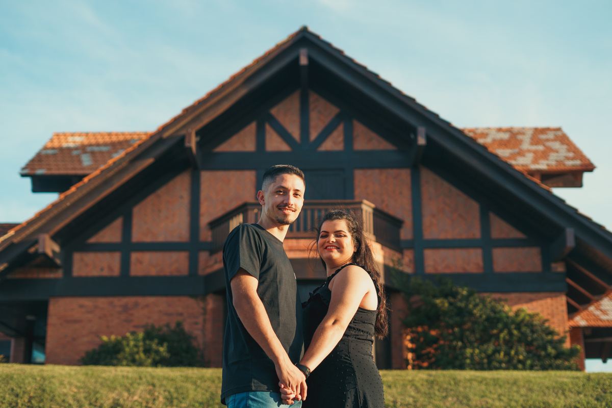 fotografo-de-osorio-do-rio-grande-do-sul-ensaio-de-casal-externo-em-capao-da-canoa-cabure