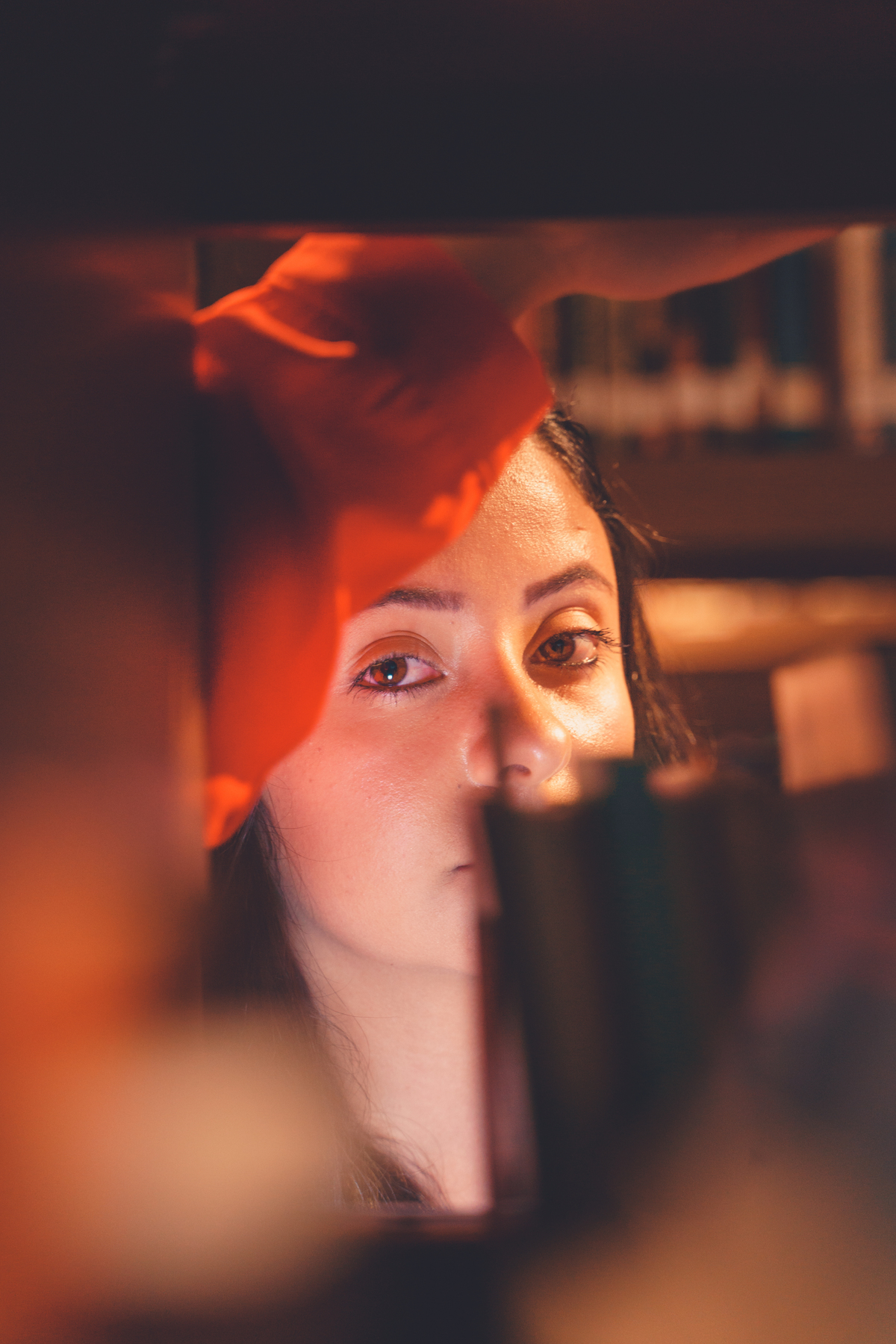 fotografo=em-osorio-rio-grande-do-sul-ensaio-feminino-interno-em-bibilioteca-livraria-casa-do-conde