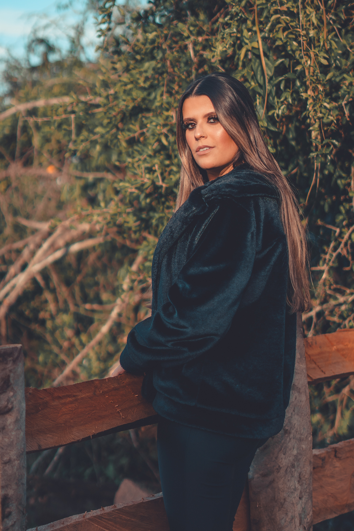 fotografo-em-osorio-rio-grande-do-sul-ensaio-de-inverno-feminino-externo-natureza-30-anos