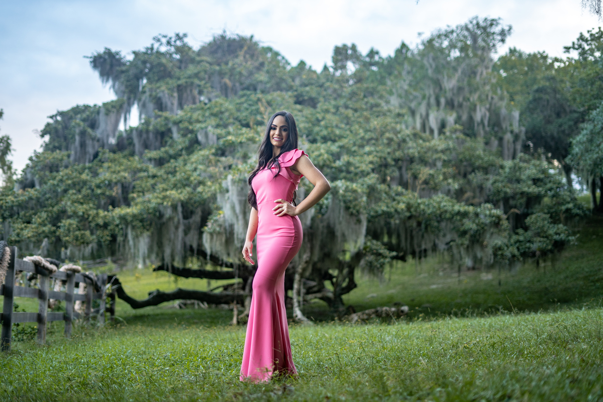 fotografo-em-osorio-rio-grande-do-sul-ensaio-de-formatura-externo-na-natureza-prova-de-toga