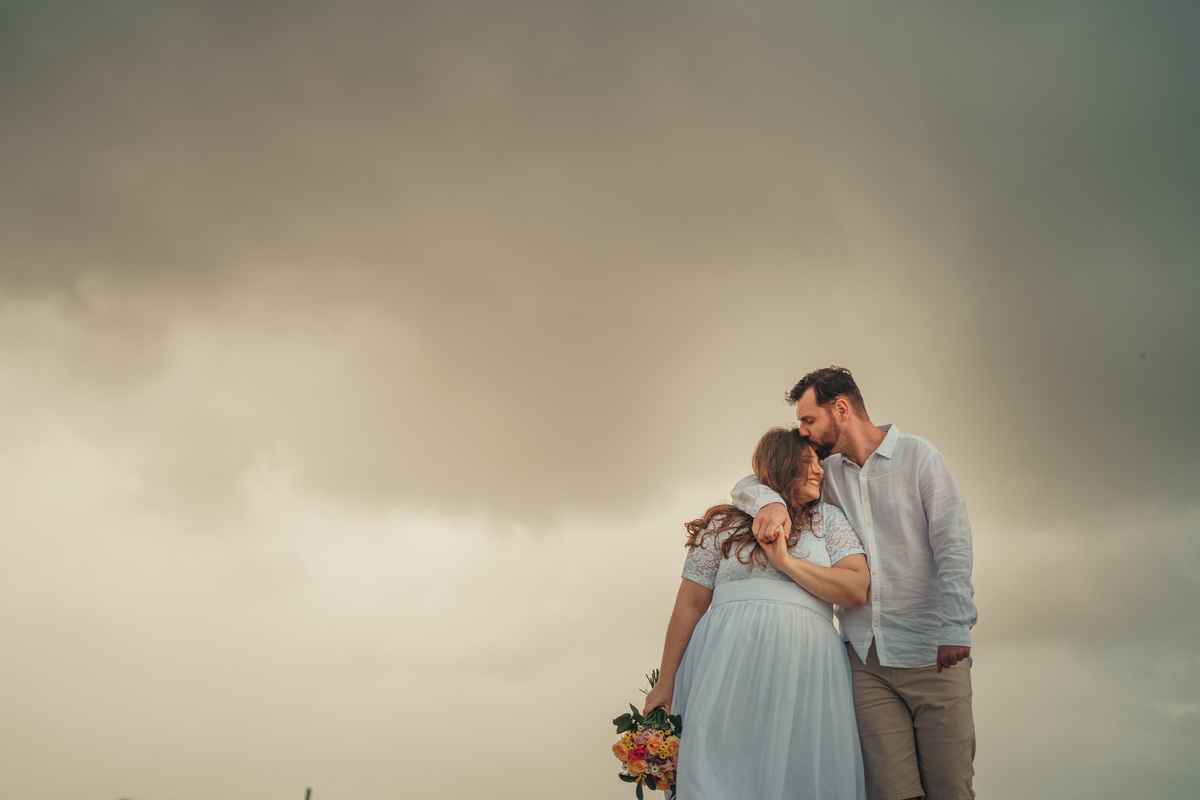 fotografo-em-osorio-rio-grande-do-sul-ensaio-de-casal-pre-wedding-na-praia-atlantida-sul