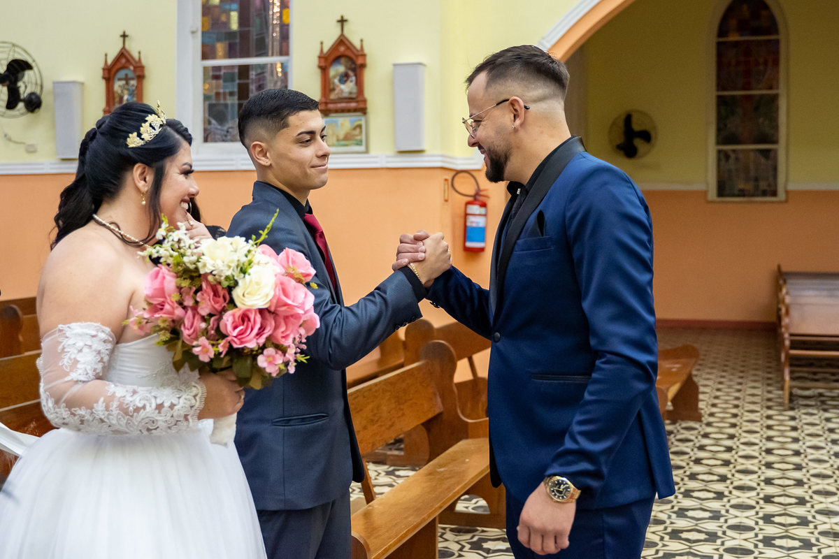 fotografo-em-osorio-rio-grande-do-sul-evento-de-casamento-na-igreja-em-tramandai-noivos