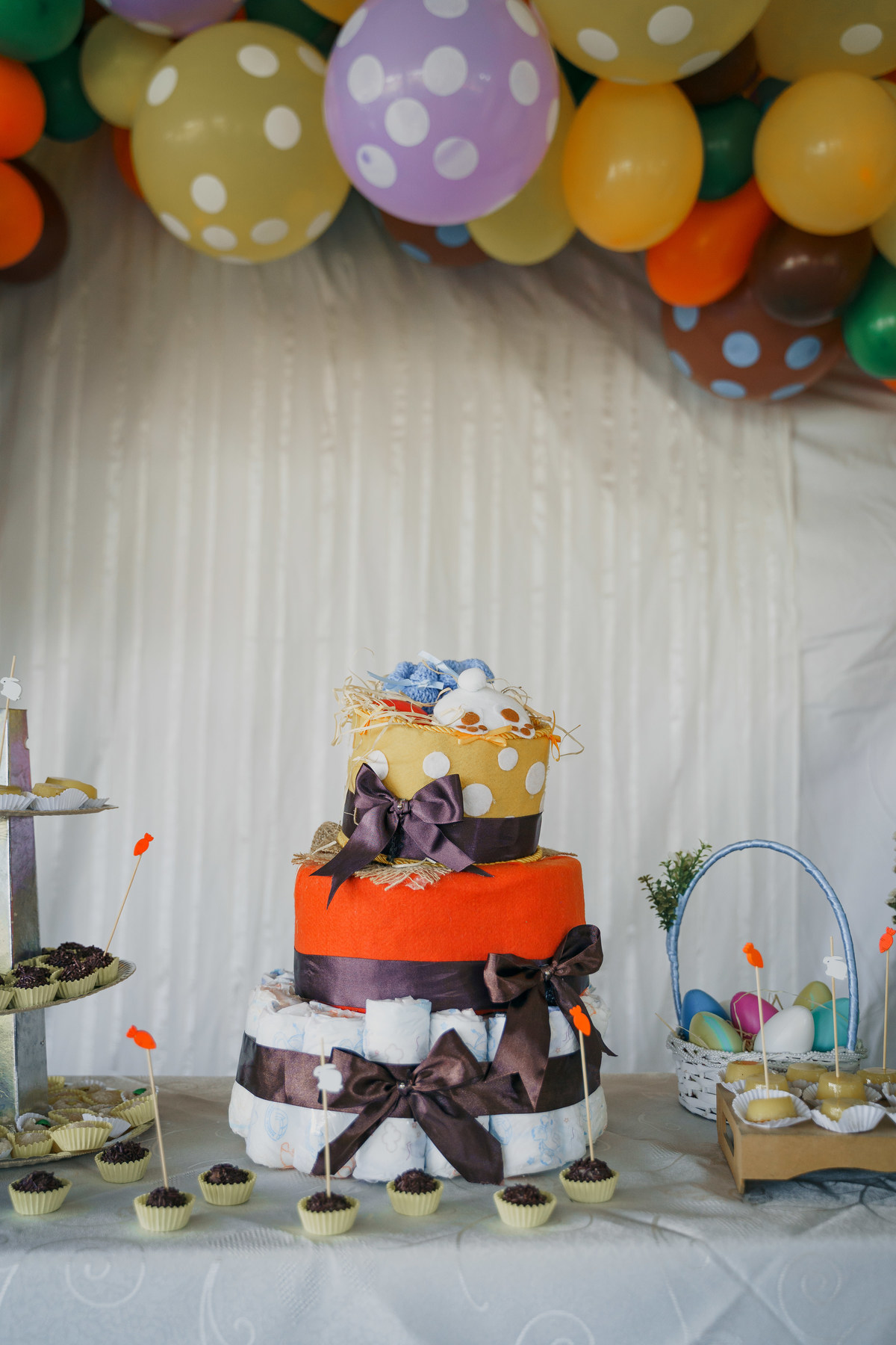 fotografo-de-osorio-felipe-lopes-fotografia-aniversario-infantil-7-anos-e-cha-de-fraldas-tema-de-pascoa-em-salao-de-festas-em-tramandai