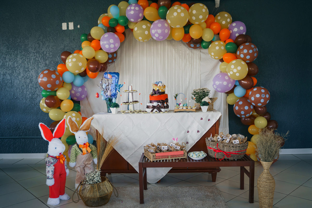 fotografo-de-osorio-felipe-lopes-fotografia-aniversario-infantil-7-anos-e-cha-de-fraldas-tema-de-pascoa-em-salao-de-festas-em-tramandai