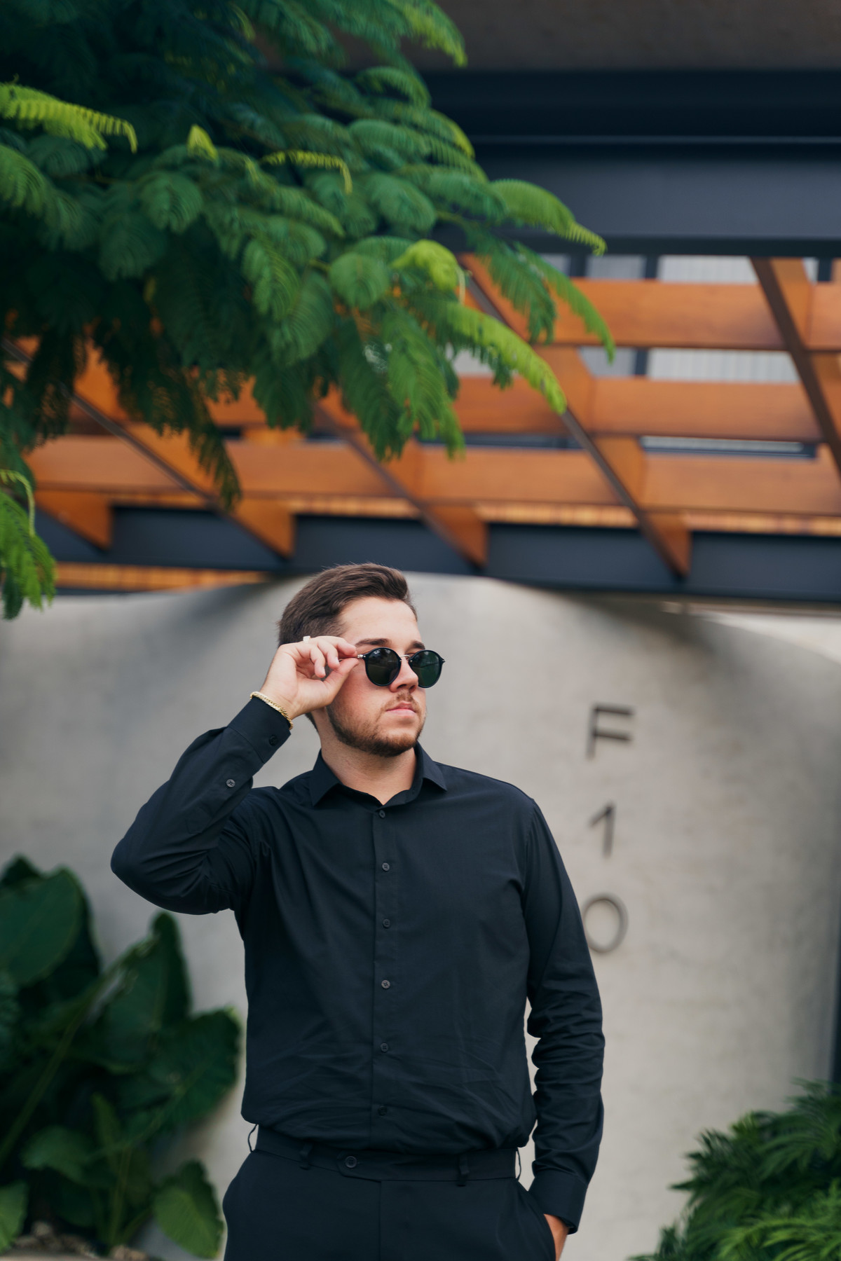 fotografo-em-osorio-felipe-lopes-fotografia-ensaio-empresarial-de-corretor-de-imoveis-em-condominio-fechado-enseadas-em-capao-da-canoa-casa-de-luxo