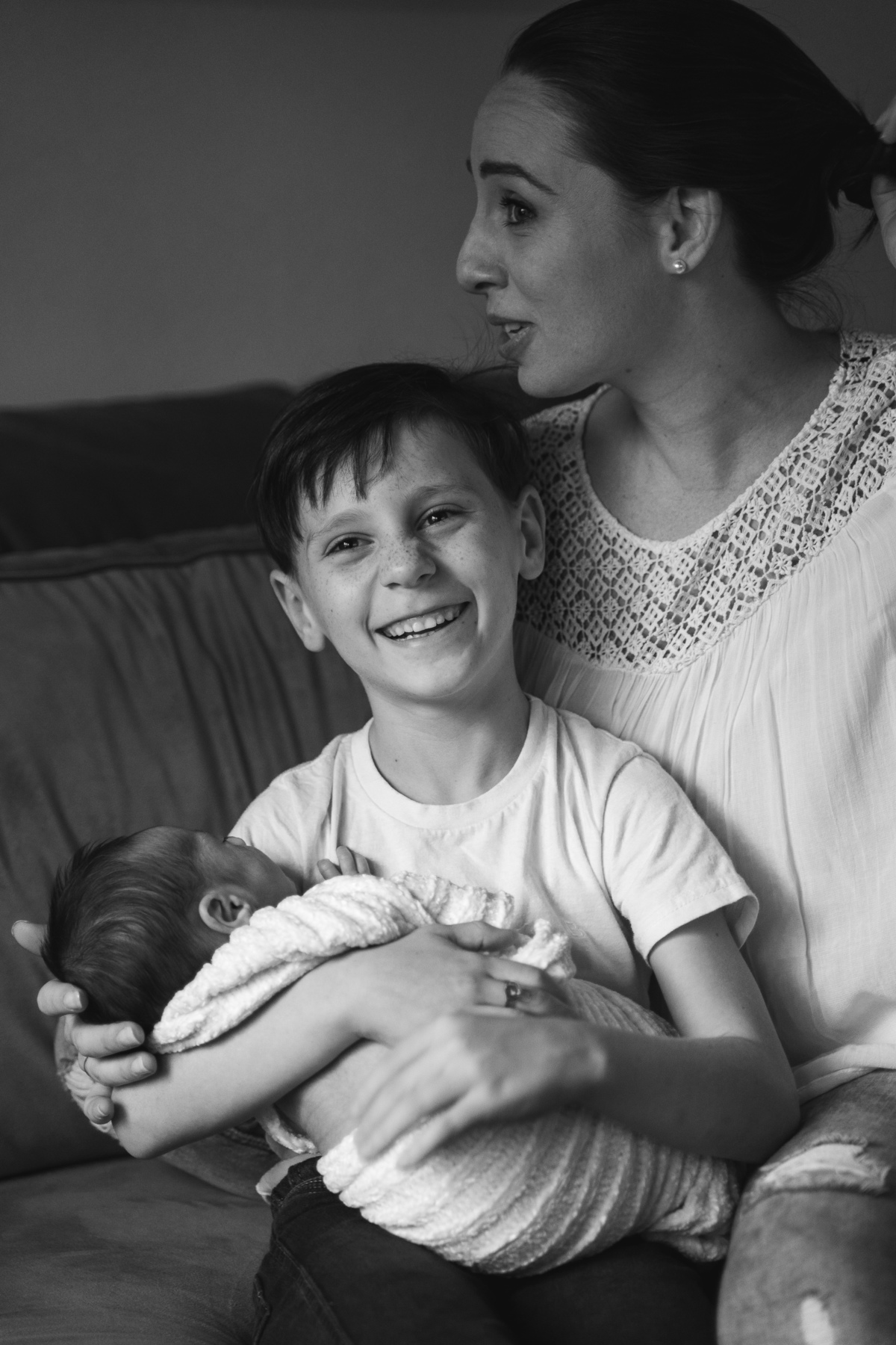 fotografo-em-osorio-felipe-lopes-fotografia-ensaio-de-acompanhamento-1-mes-new-born-em-casa-em-osorio