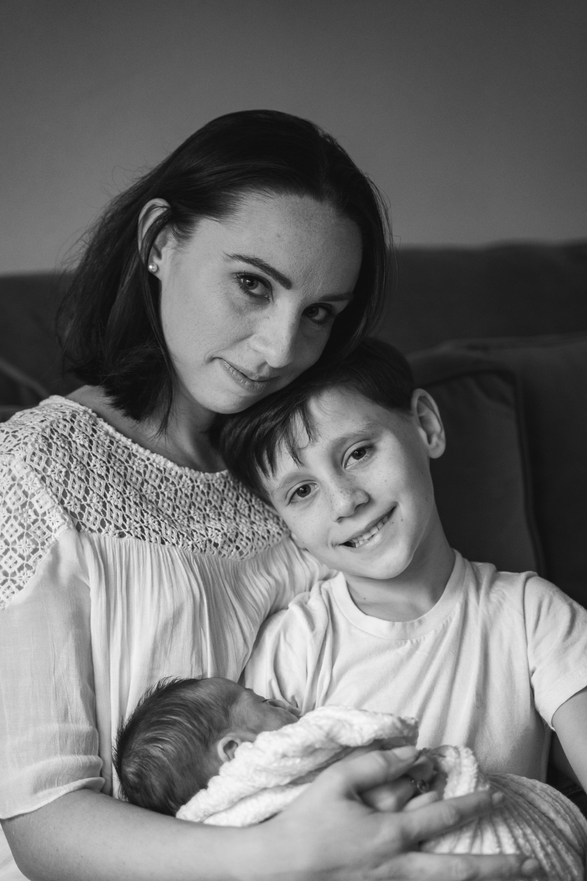 fotografo-em-osorio-felipe-lopes-fotografia-ensaio-de-acompanhamento-1-mes-new-born-em-casa-em-osorio