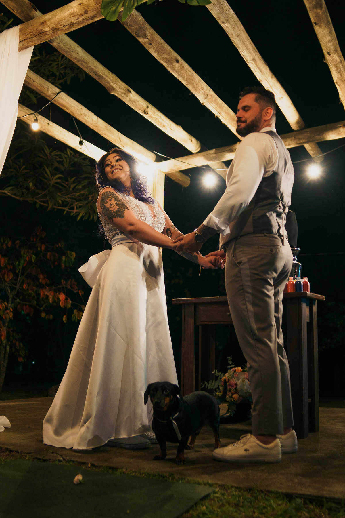 fotografo-em-osorio-felipe-lopes-fotografia-casamento-em-ivoti-cerimonia-externa-altar-notorno