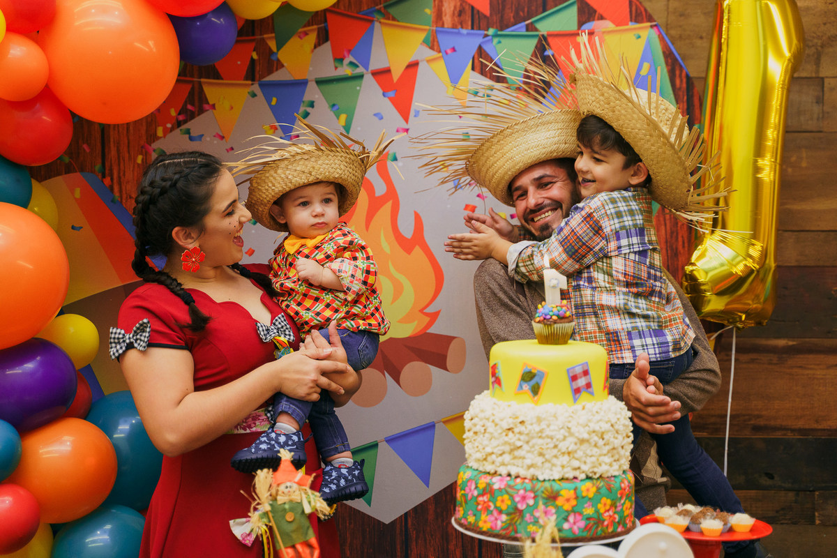 fotografo-em-osorio-felipe-lopes-fotografia-festa-infantil-1-aninho-em-capao-da-canoa-tema-de-festa-junina