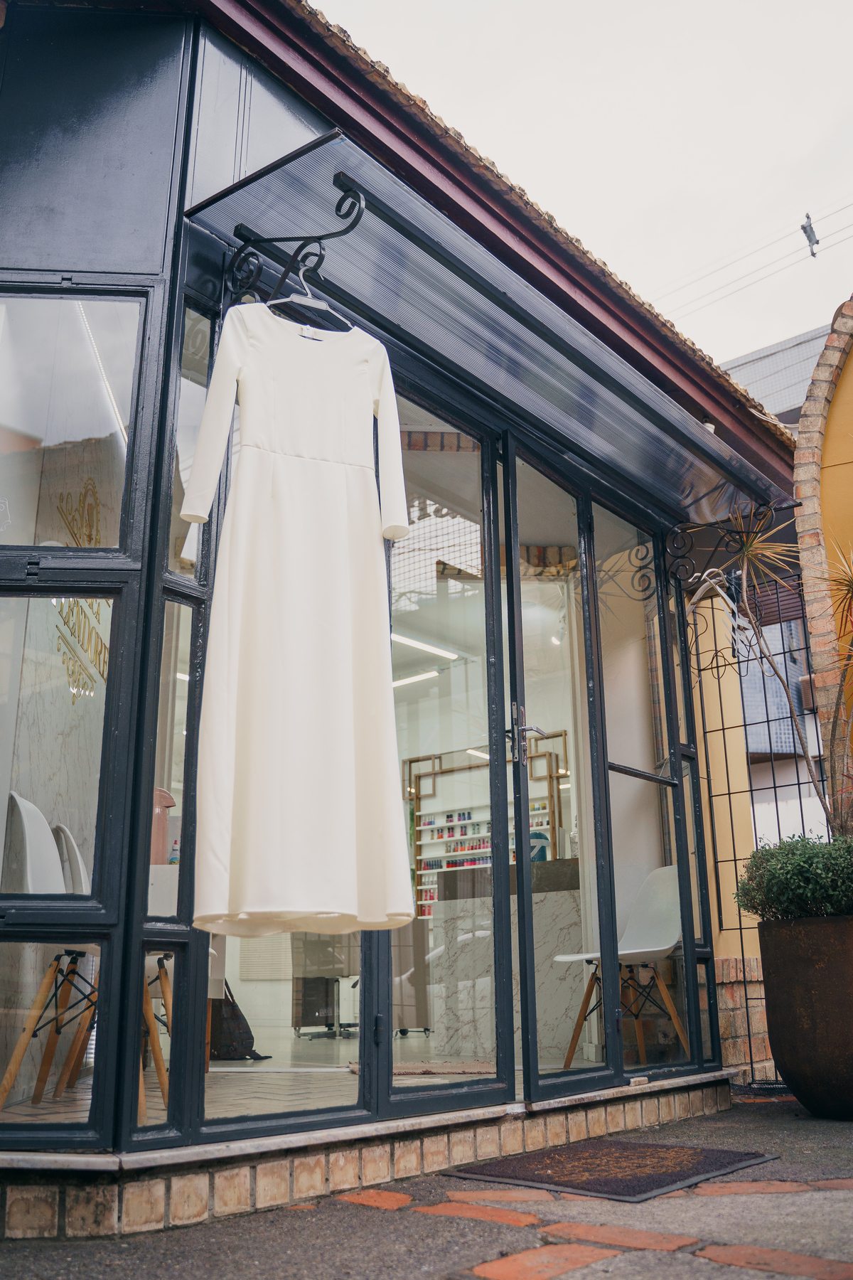 fotografo-em-osorio-felipe-lopes-fotografia-casamento-externo-ao-ar-livre-making-of-da-noiva