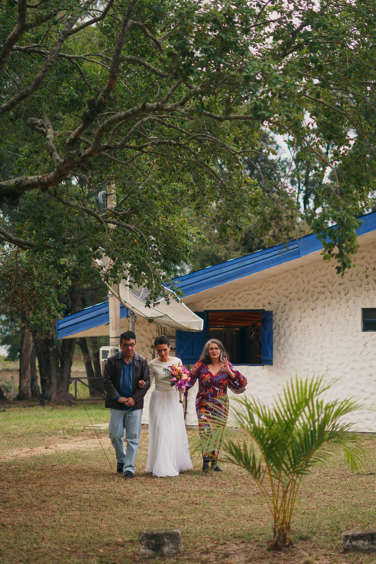 fotografo-em-osorio-felipe-lopes-fotografia-casamento-externo-ao-ar-livre