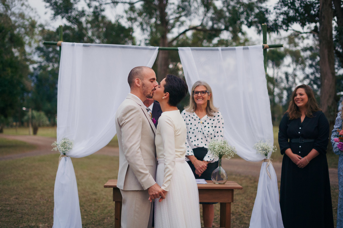 fotografo-em-osorio-felipe-lopes-fotografia-casamento-externo-ao-ar-livre