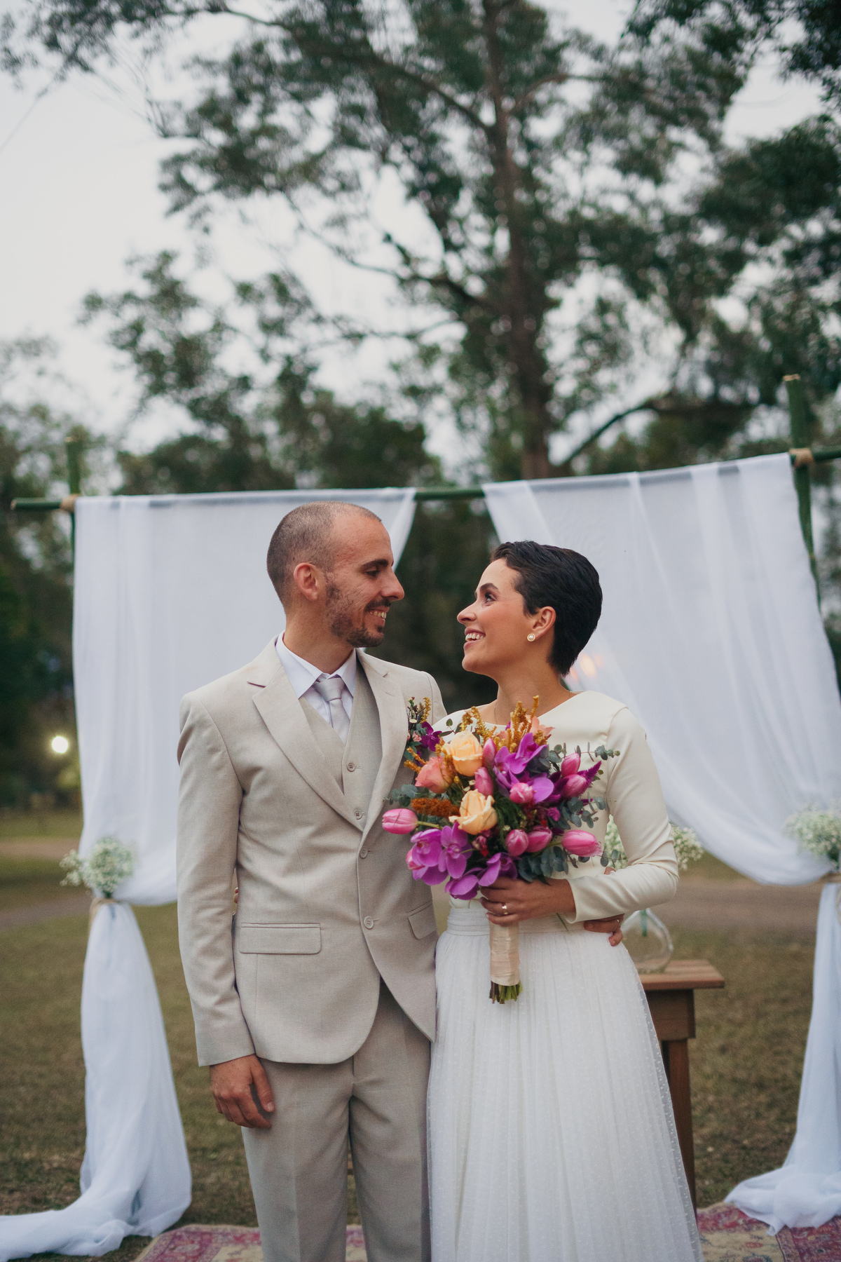 fotografo-em-osorio-felipe-lopes-fotografia-casamento-externo-ao-ar-livre