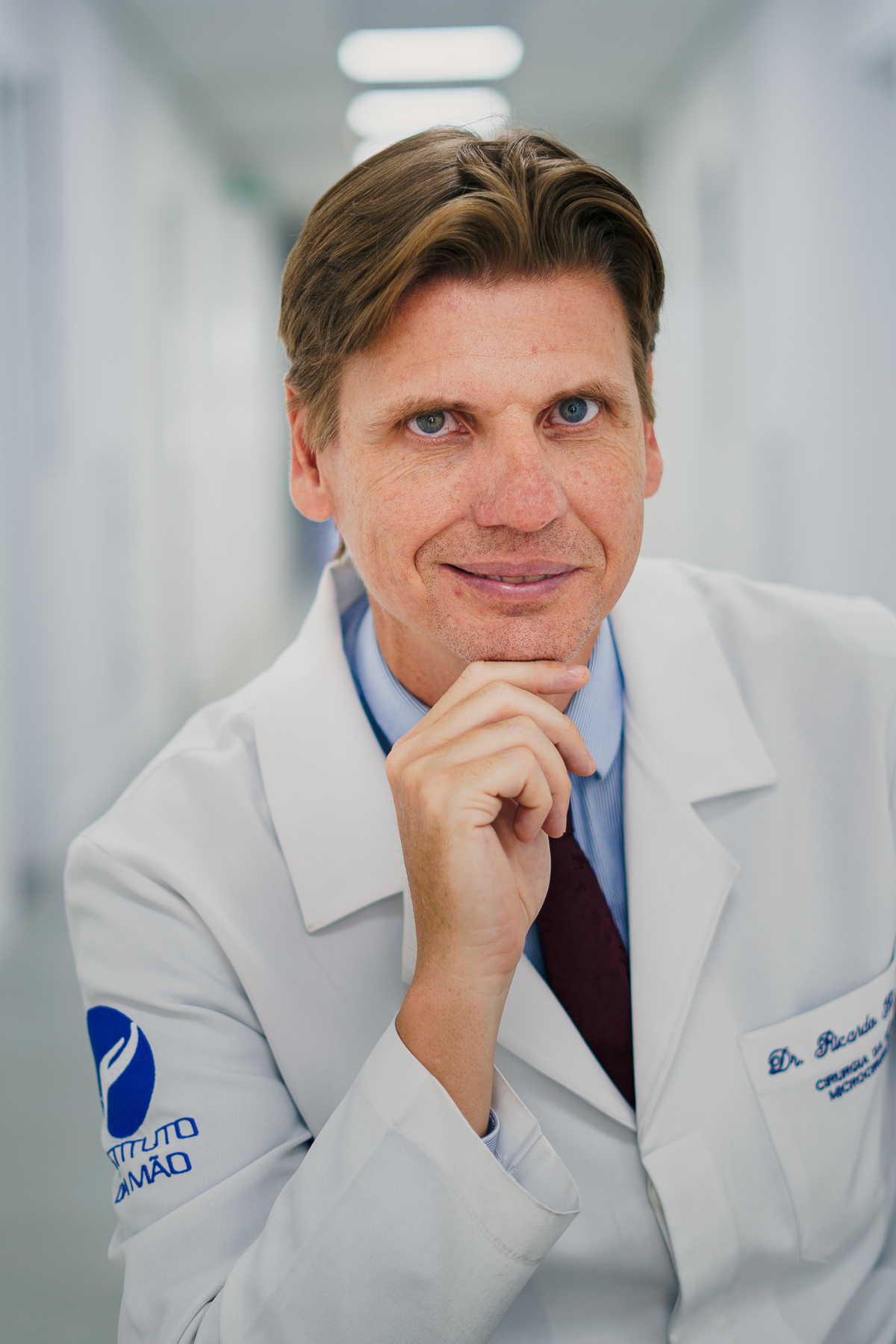 felipe-lopes-fotografia-fotografo-em-osorio-rio-grande-do-sul-ensaio-empresarial-corporativo-medico-de-maos-rafael-kaempt-hospital-lifeplus-em-xangri-la