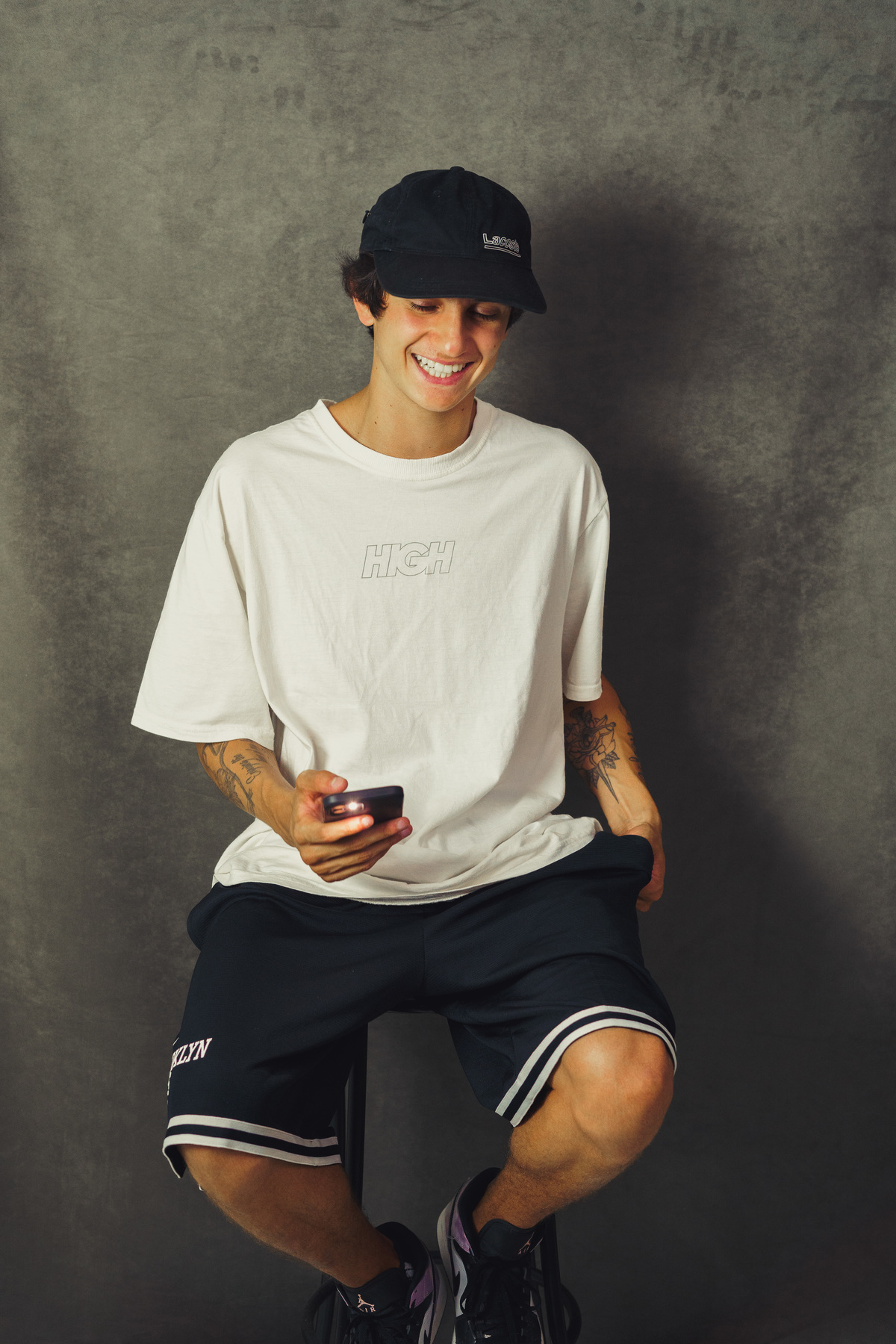 felipe-lopes-fotografia-fotografo-em-osorio-rio-grande-do-sul-ensaio-empresarial-dj-gui-na-agencia-swell