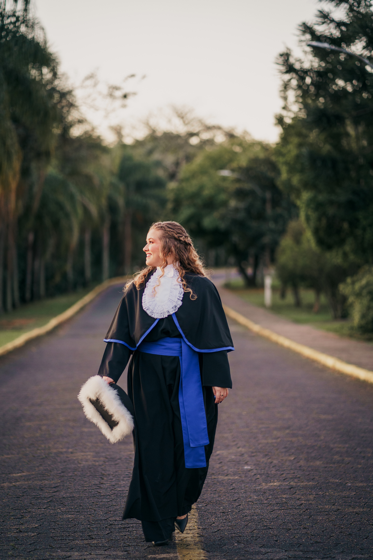 fotografo-felipe-lopes-fotografia-em-osorio-ensaio-de-toga-externo-na-unisinos-sao-leopoldo-rio-grande-do-sul