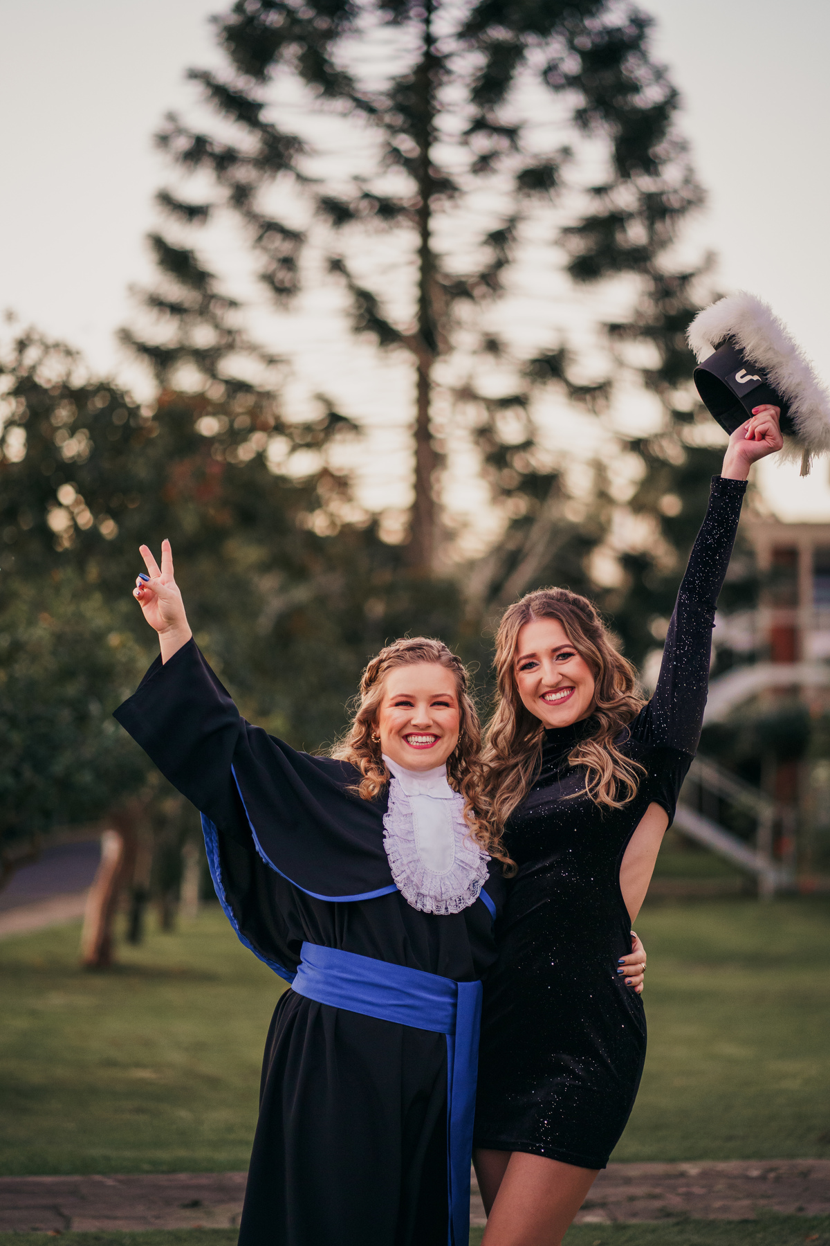 fotografo-felipe-lopes-fotografia-em-osorio-ensaio-de-toga-externo-na-unisinos-sao-leopoldo-rio-grande-do-sul