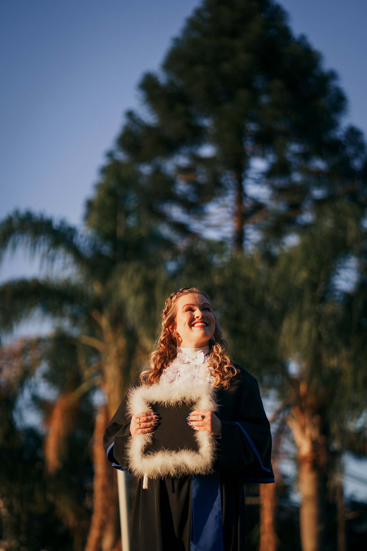 fotografo-felipe-lopes-fotografia-em-osorio-ensaio-de-toga-externo-na-unisinos-sao-leopoldo-rio-grande-do-sul