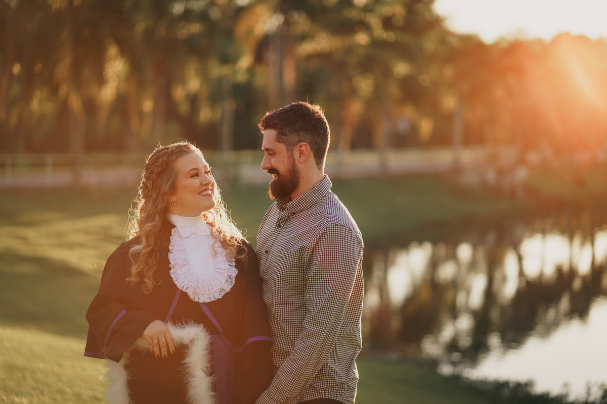 fotografo-felipe-lopes-fotografia-em-osorio-ensaio-de-toga-externo-na-unisinos-sao-leopoldo-rio-grande-do-sul