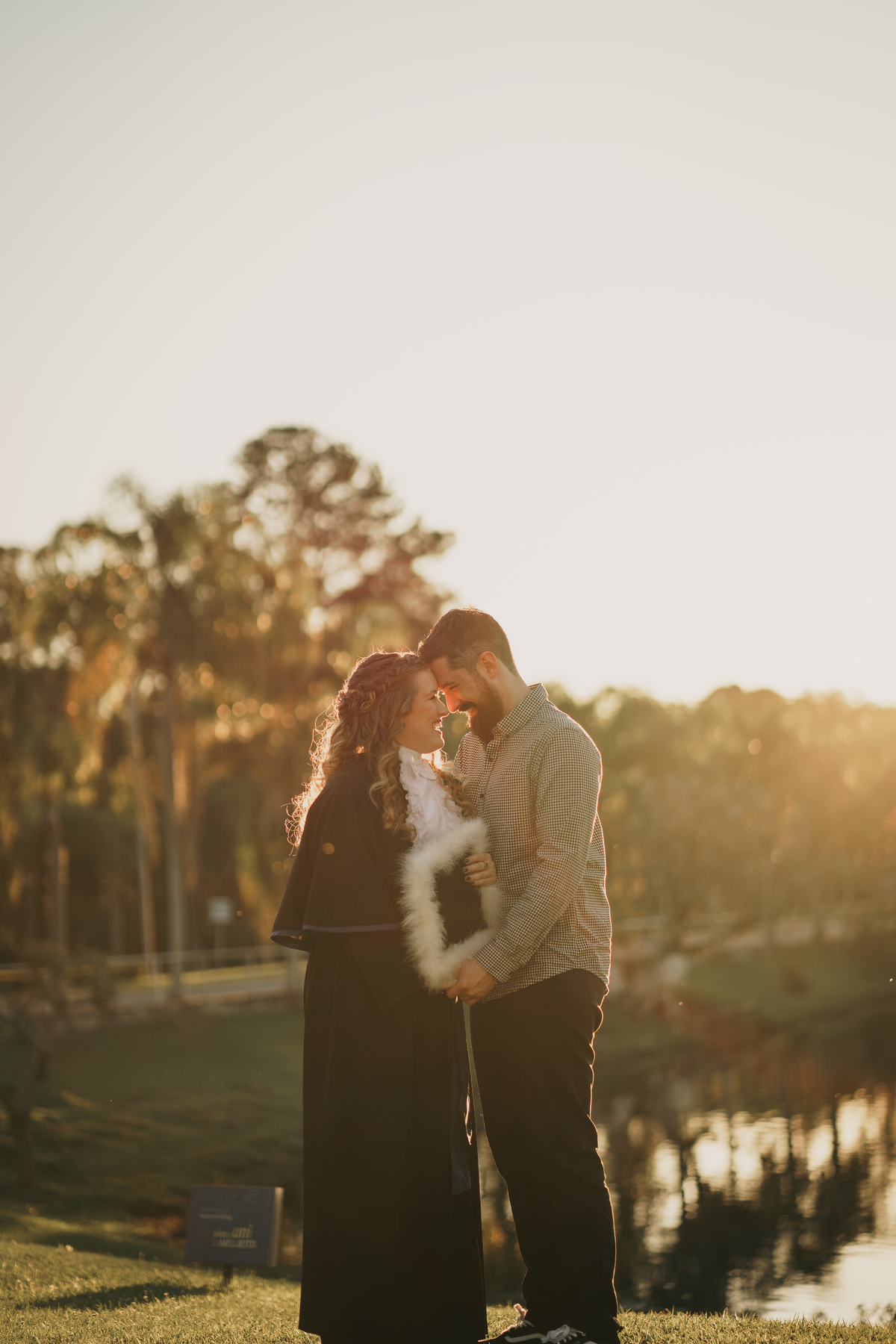fotografo-felipe-lopes-fotografia-em-osorio-ensaio-de-toga-externo-na-unisinos-sao-leopoldo-rio-grande-do-sul