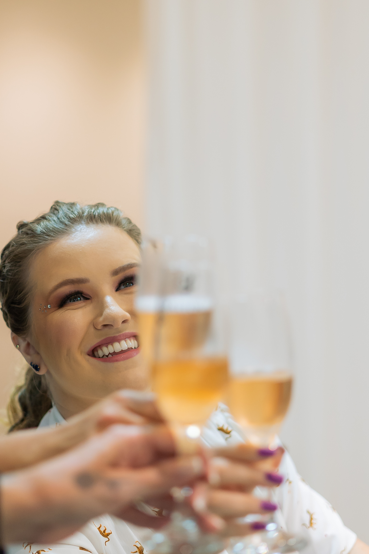 fotografo-em-osorio-felipe-lopes-fotografia-festa-de-formatura-arquitetura-e-urbanismo-fotos-do-making-of-no-salao-de-beleza-formanda