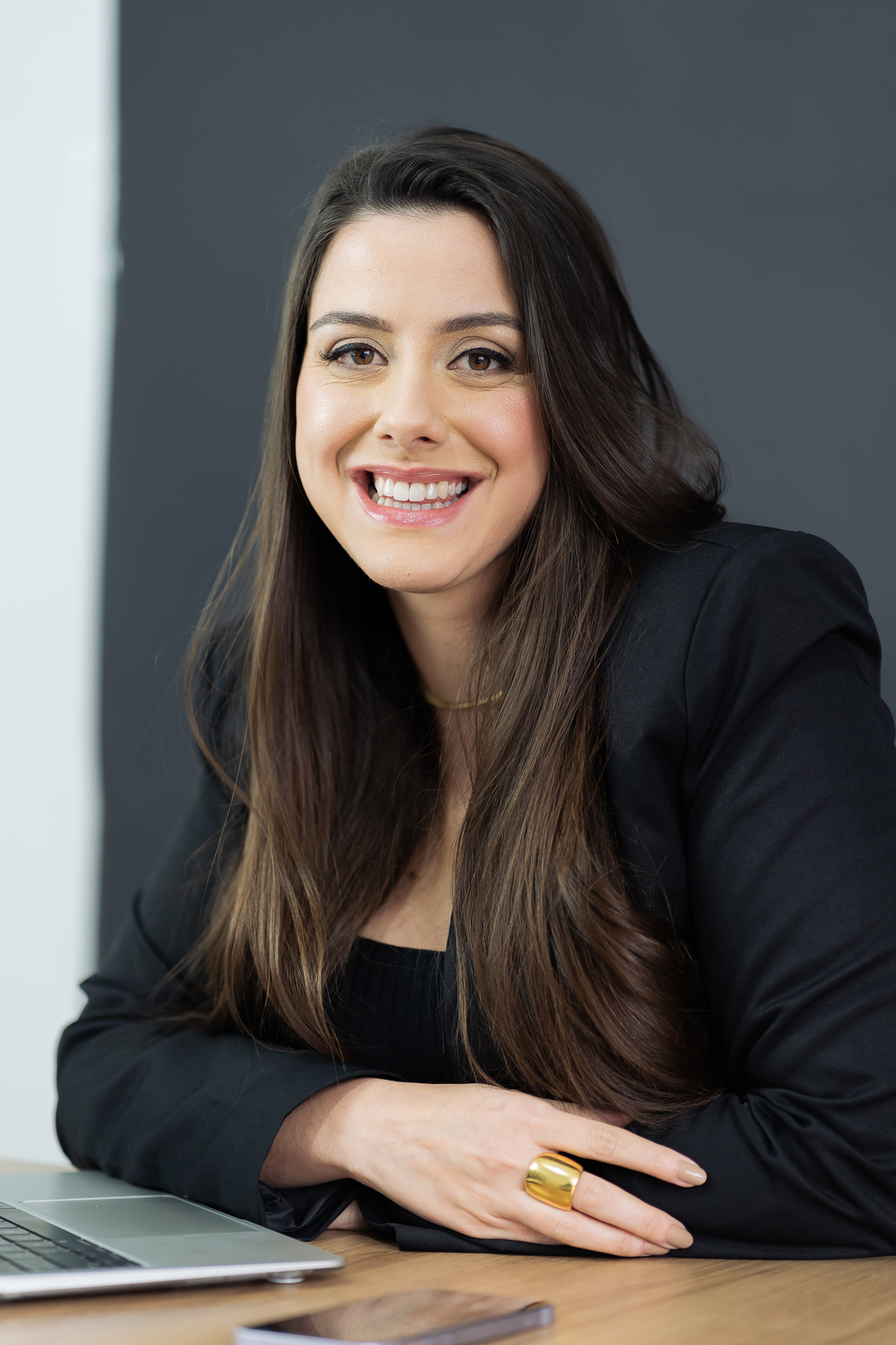 felipe-lopes-fotografia-fotografo-em-osorio-ensaio-empresarial-estudio-marketing-digital-renara-nogueira