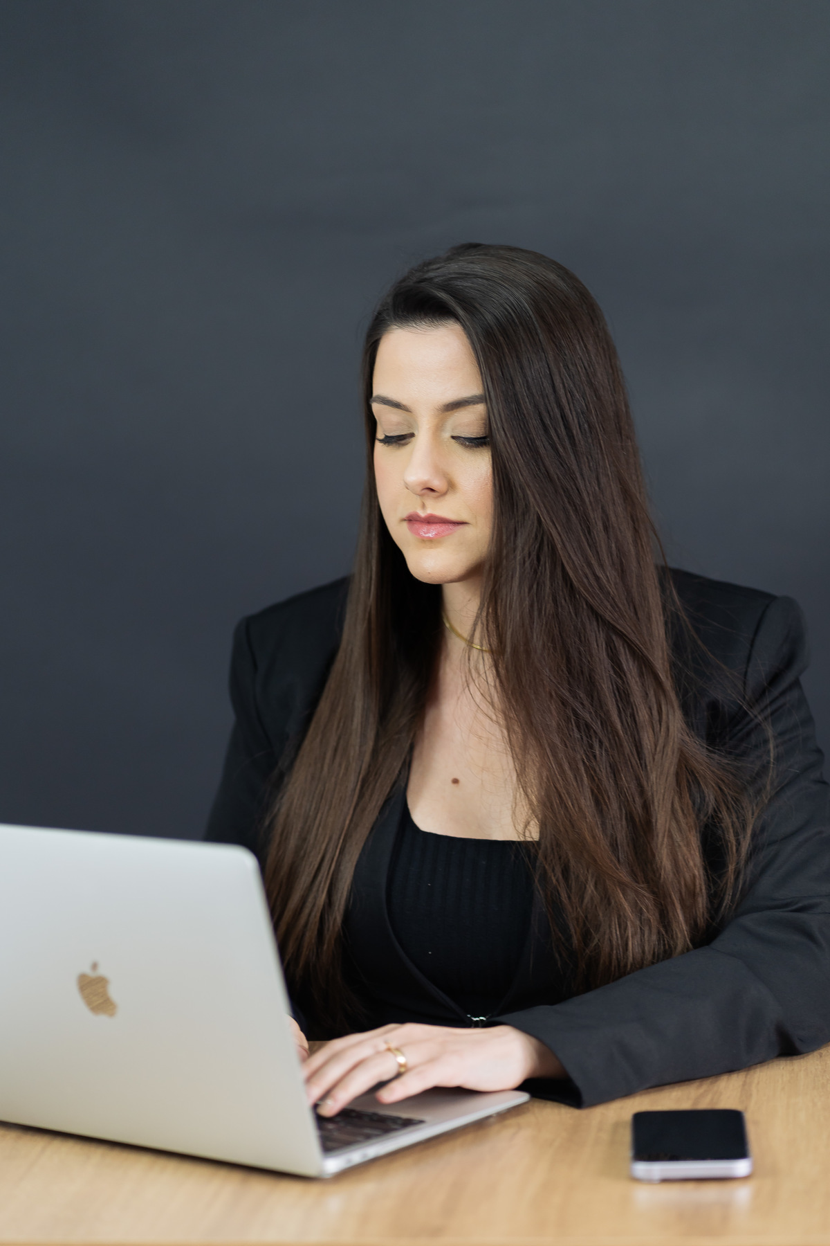 felipe-lopes-fotografia-fotografo-em-osorio-ensaio-empresarial-estudio-marketing-digital-renara-nogueira