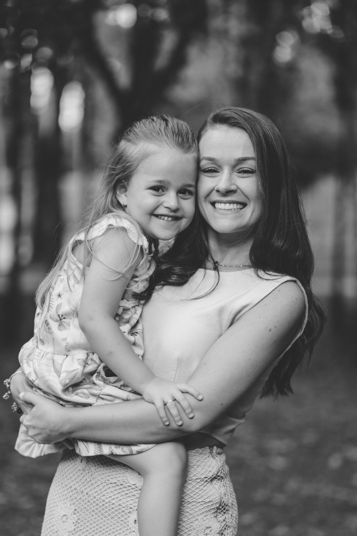 felipe-lopes-fotografia-fotografo-em-osorio-litoral-norte-gaucho-rs-ensaio-de-familia-externo-fotos-espontaneas-com-casal-de-criancas-em-osorio-condominio-interlagos