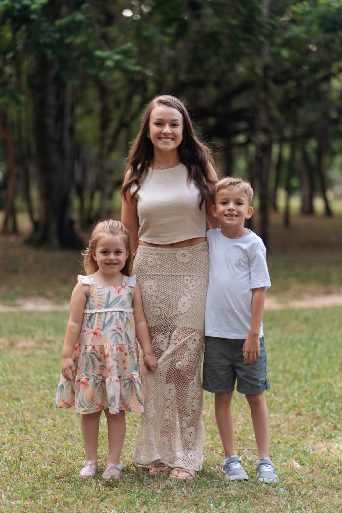 felipe-lopes-fotografia-fotografo-em-osorio-litoral-norte-gaucho-rs-ensaio-de-familia-externo-fotos-espontaneas-com-casal-de-criancas-em-osorio-condominio-interlagos